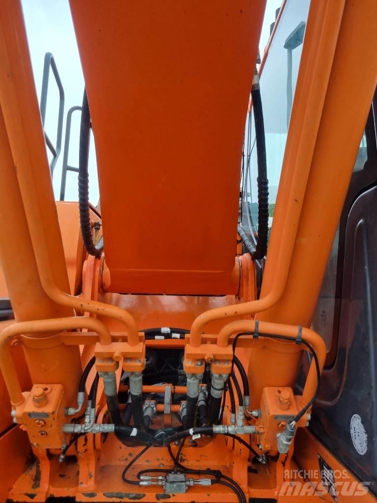 Doosan DX 180 LC-3 Escavatori cingolati