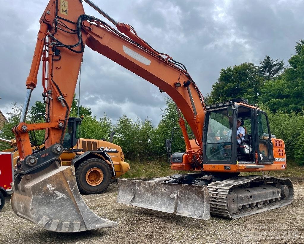 Doosan DX 180 LC-3 Escavatori cingolati