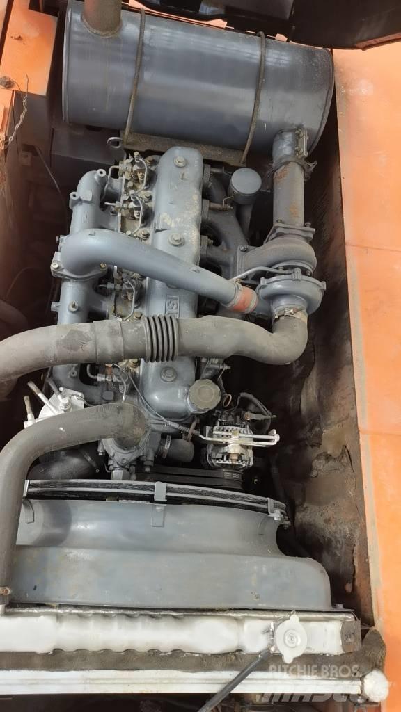 Hitachi EX 200-5 Escavatori cingolati