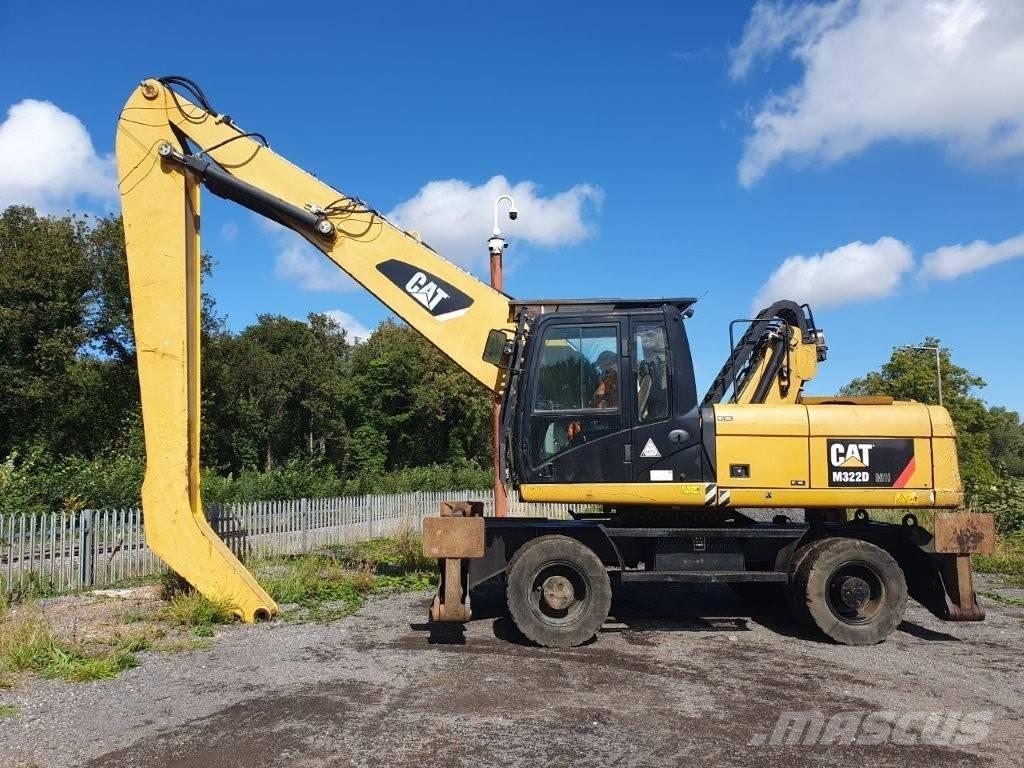 CAT M 322 D MH Movimentazione rifiuti