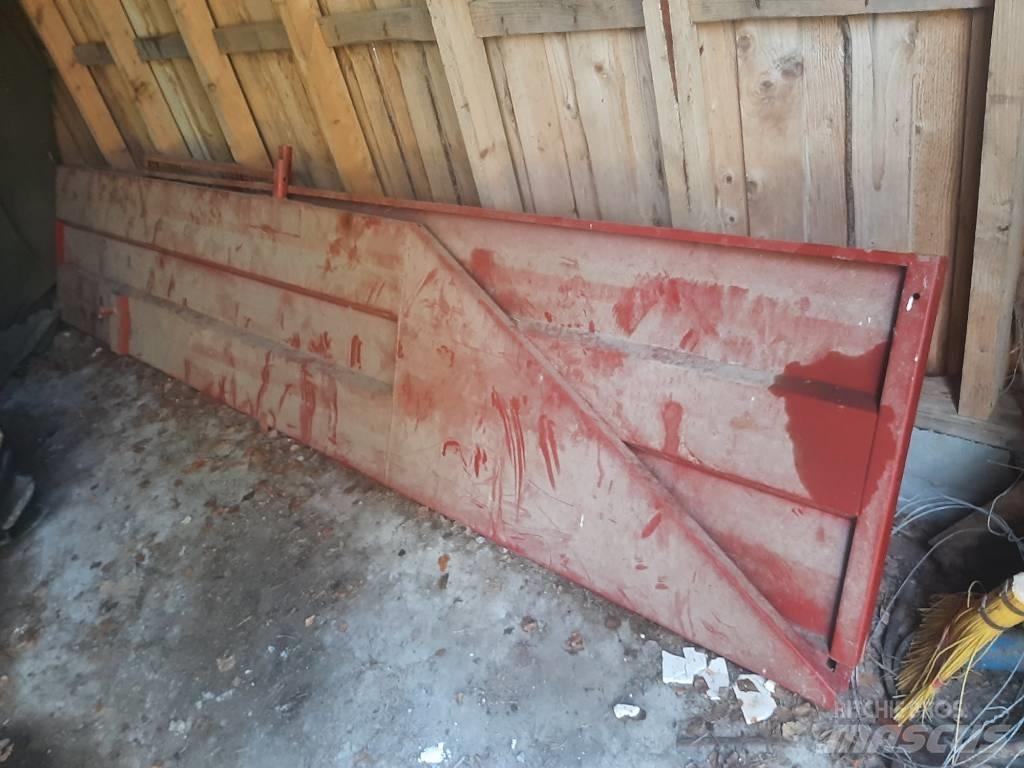 Tuhti Rehulaidat M90 Altri rimorchi