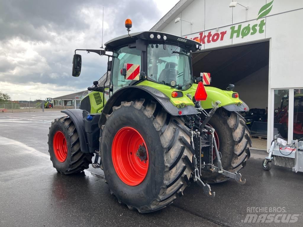CLAAS AXION 830 CIS+ Trattori