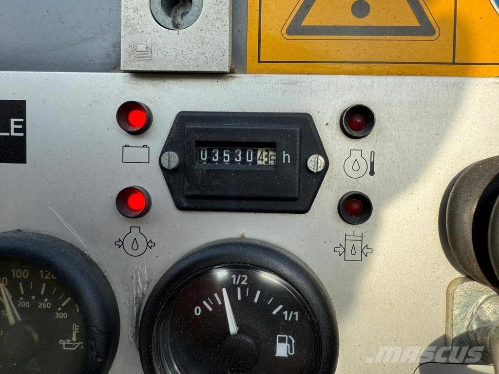 Vögele Super 800 Finitrici