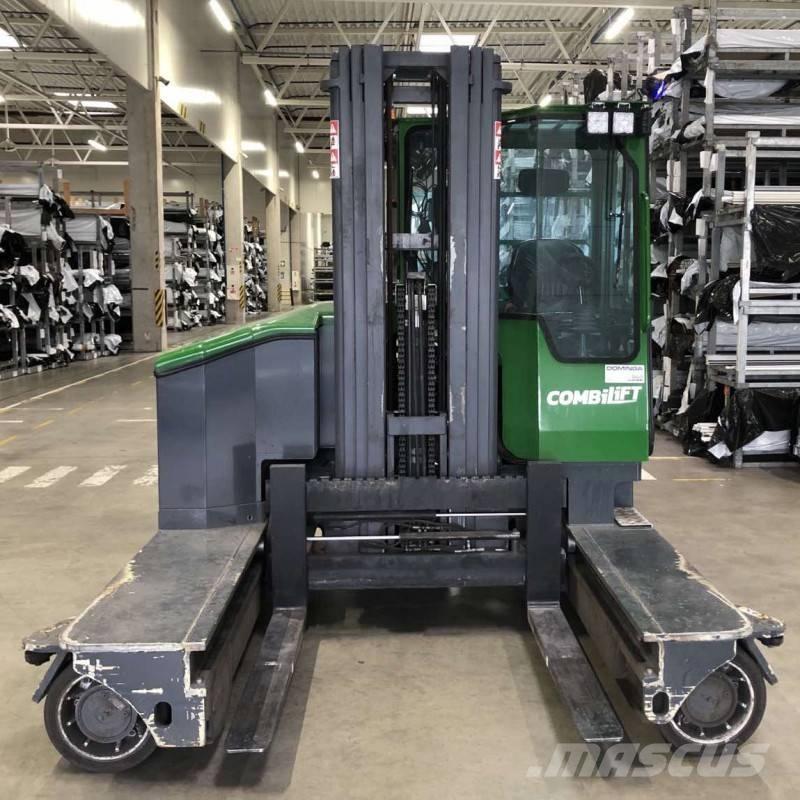 Combilift C 4000 ET Carrello elevatore retrattile a 4 vie