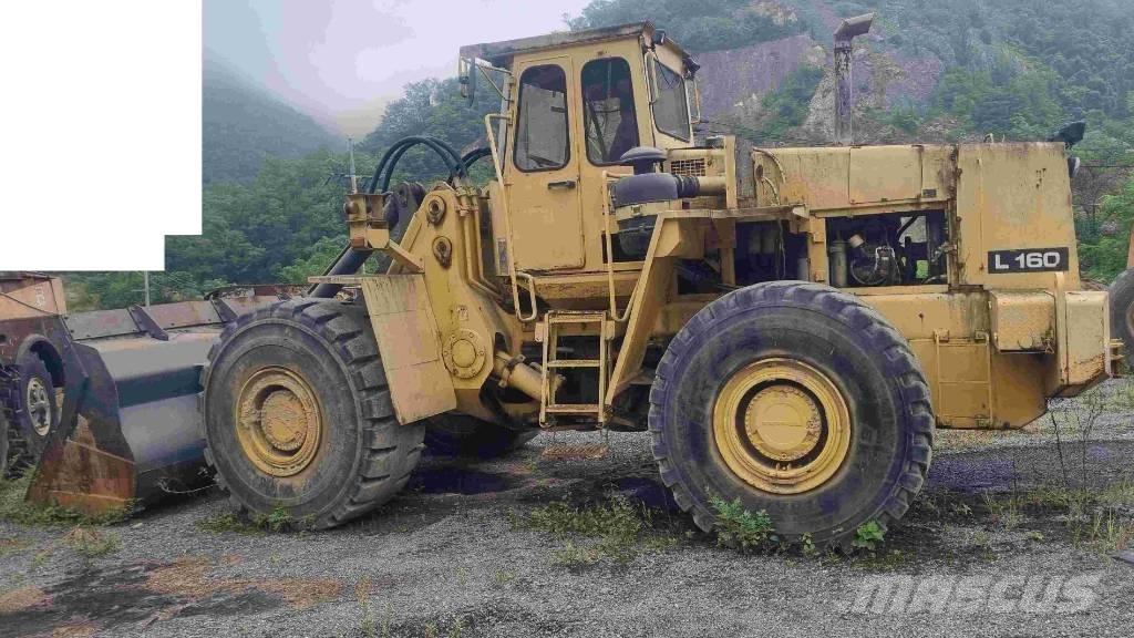 Volvo L 160 Pale gommate