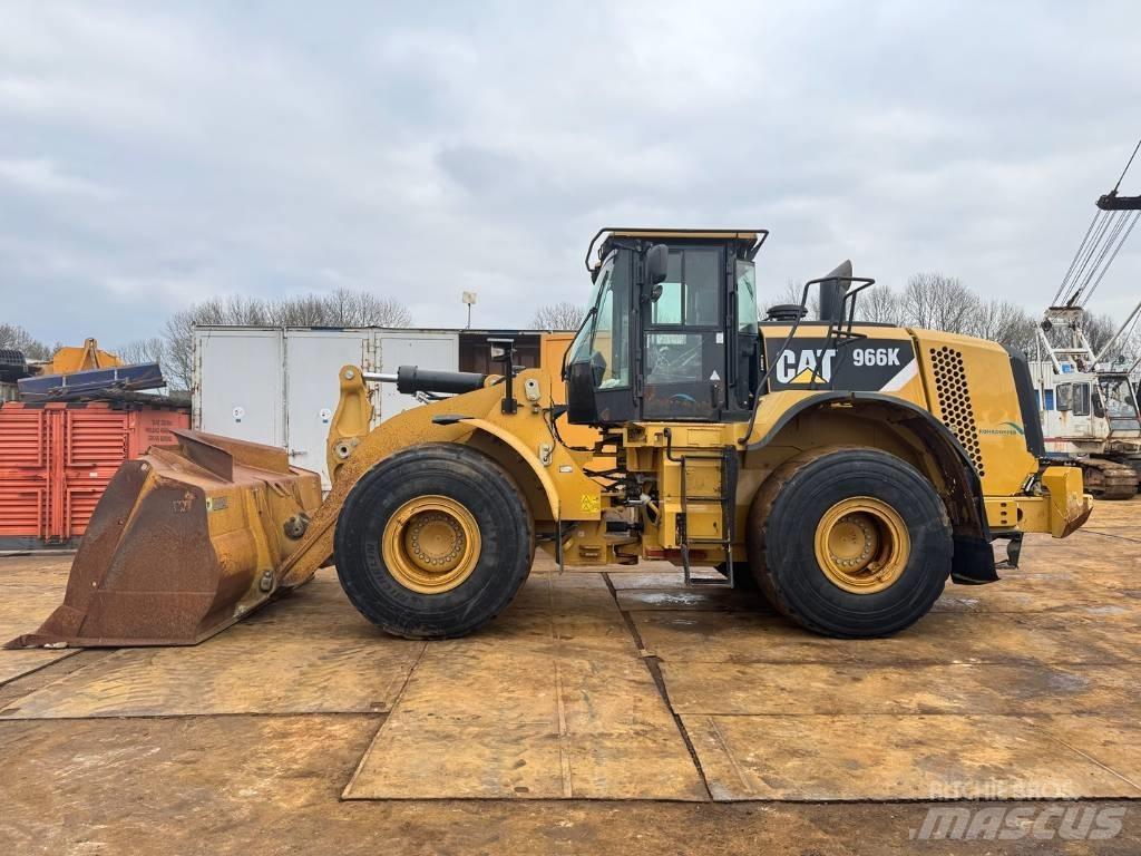 CAT 966 K Pale gommate