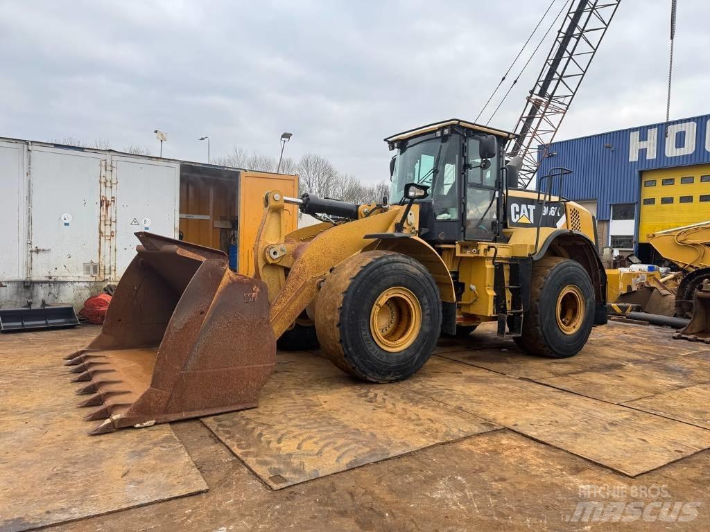CAT 966 K Pale gommate