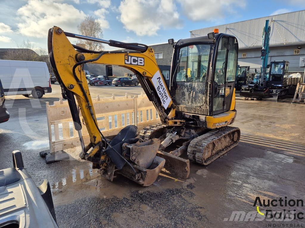 JCB 8026 CTS Miniescavatori