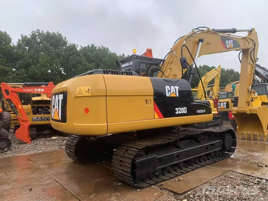 CAT 320 D Escavatori cingolati