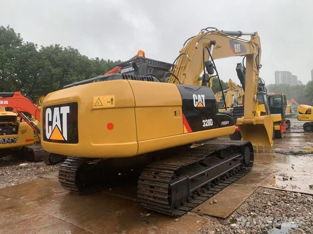 CAT 320 D Escavatori cingolati