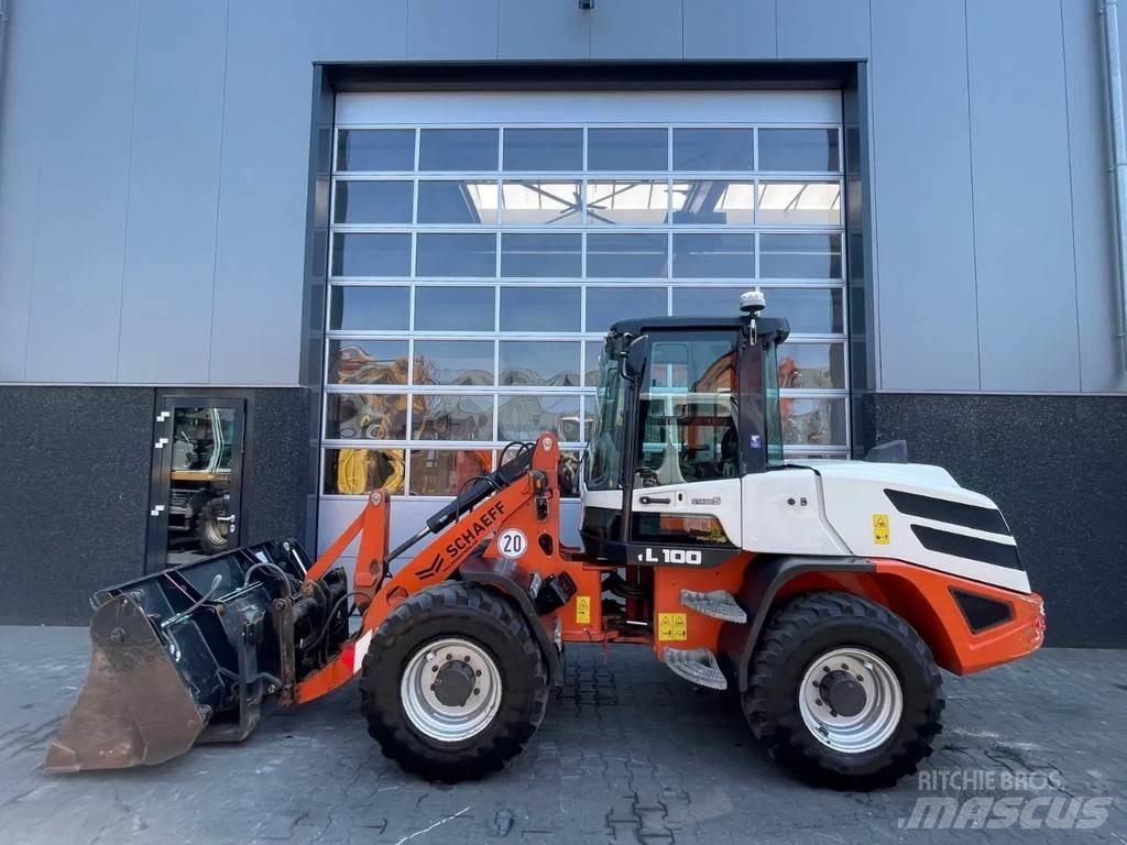 Schaeff TL100 Pale gommate