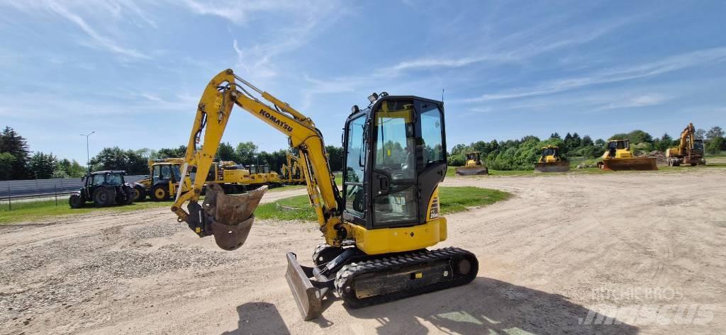 Komatsu PC 26 MR Miniescavatori