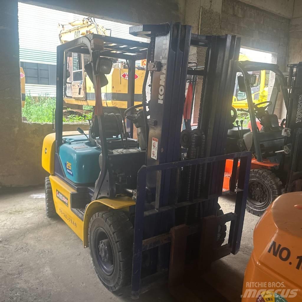 Komatsu F25T-14 Carrelli elevatori diesel