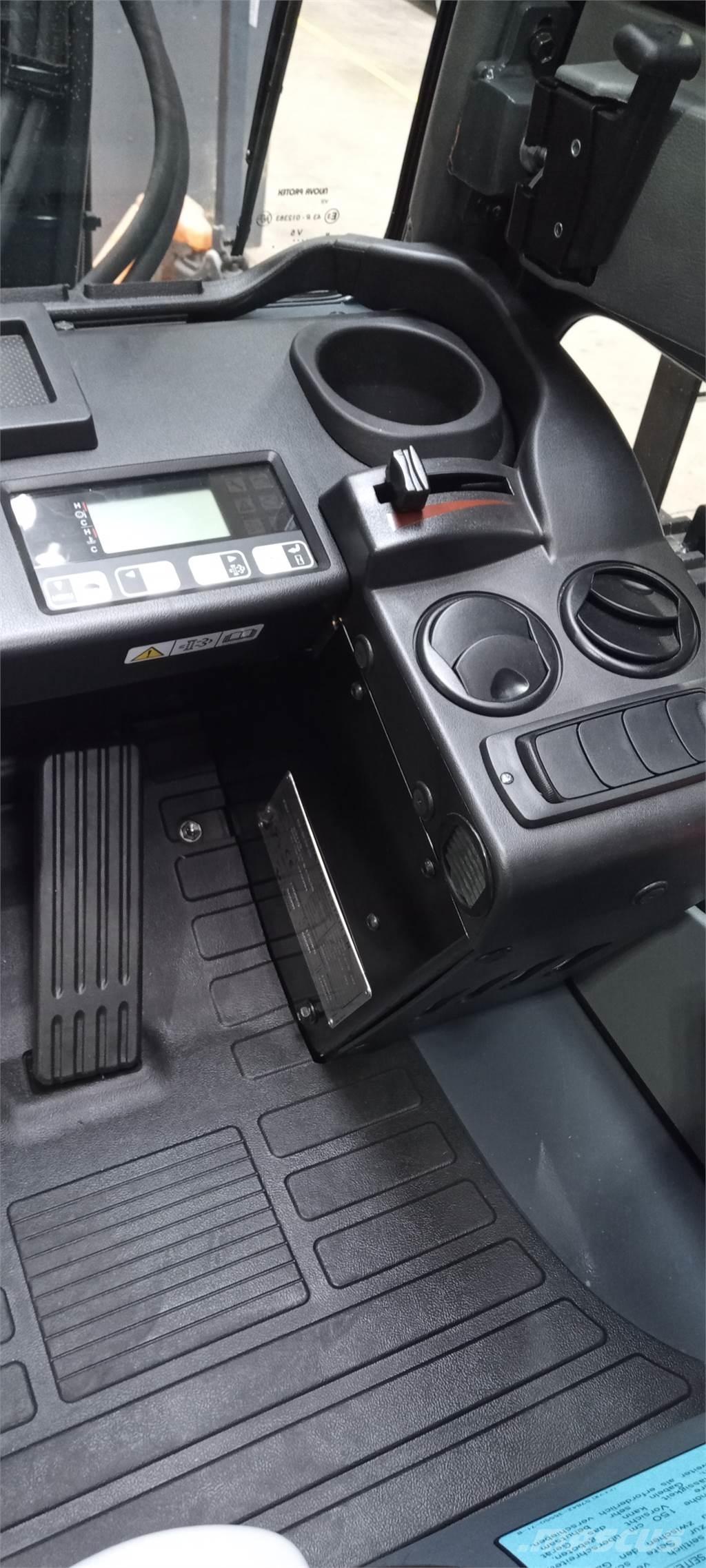 Toyota 52-8FDF25 Carrelli elevatori diesel