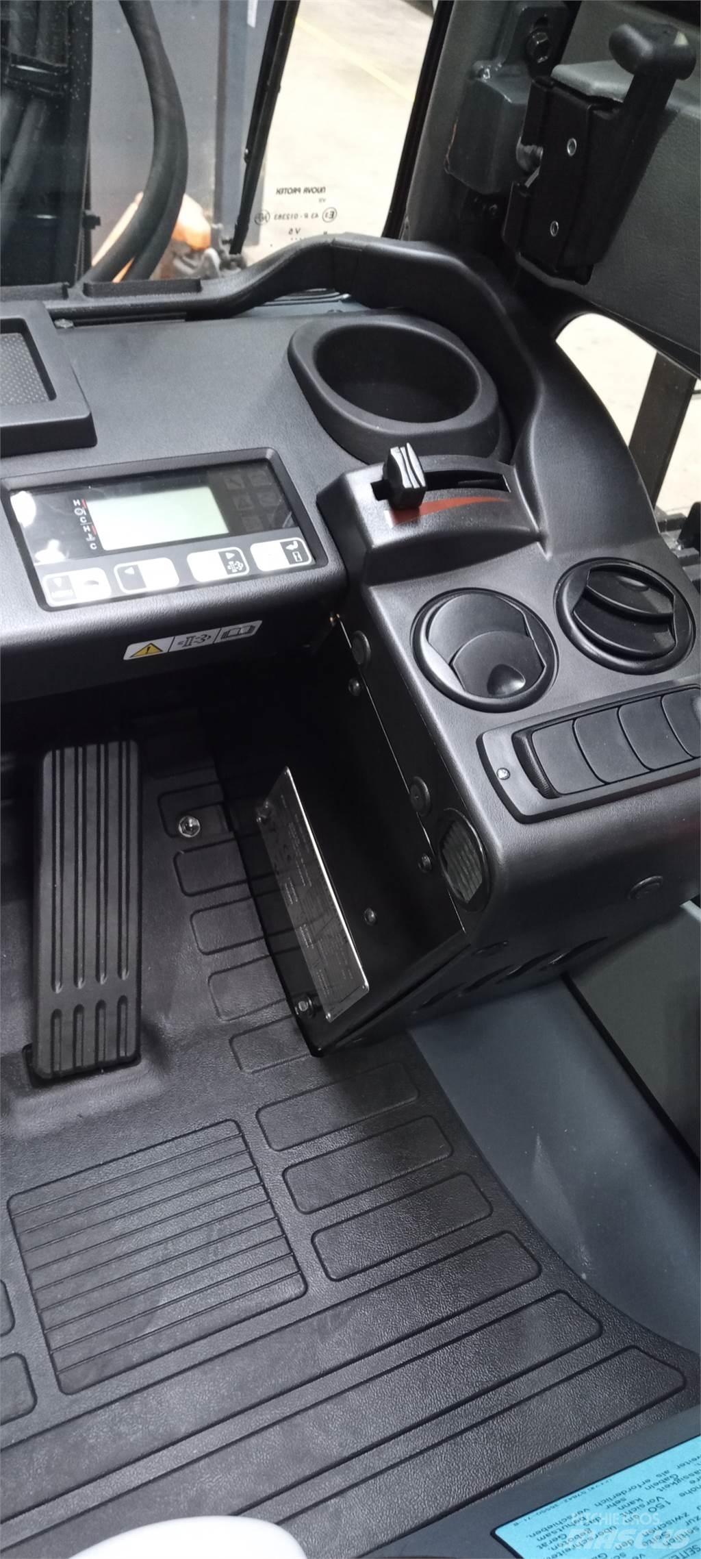 Toyota 52-8FDF25 Carrelli elevatori diesel