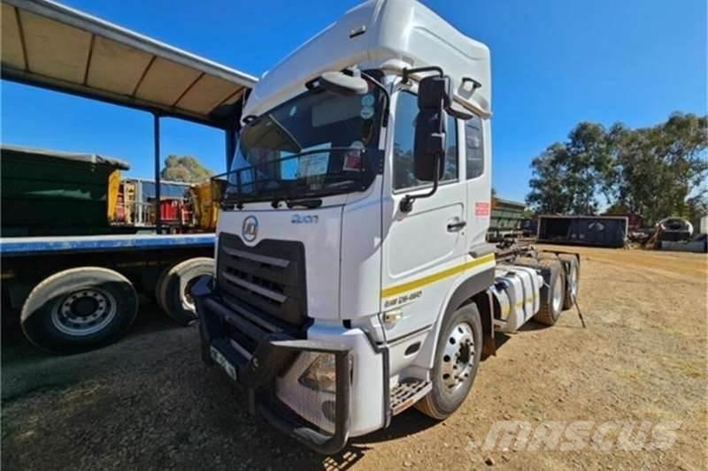 UD TRUCKS QUON Camion altro