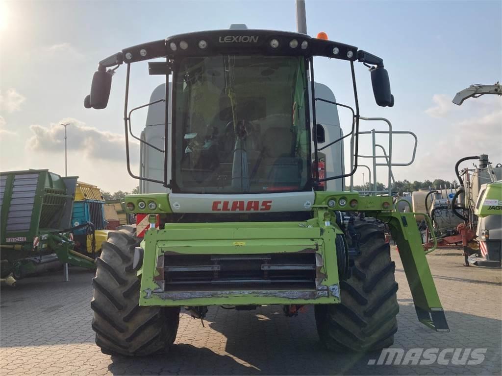 CLAAS Lexion 650 Mietitrebbiatrici