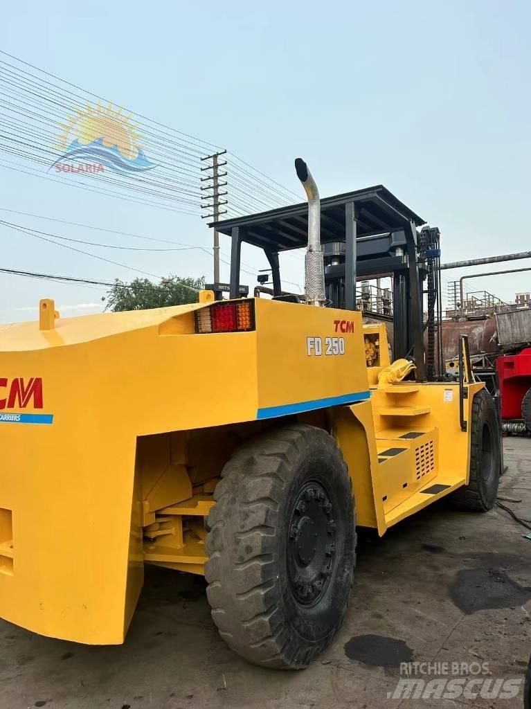 TCM FD 250 Carrelli elevatori diesel