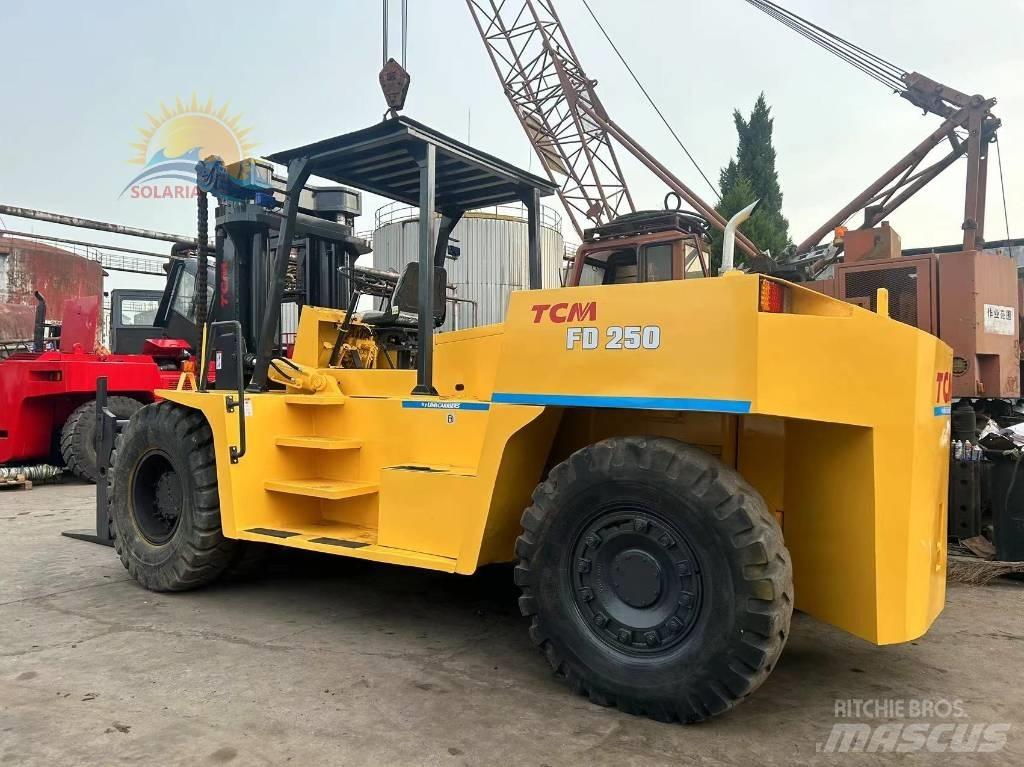TCM FD 250 Carrelli elevatori diesel