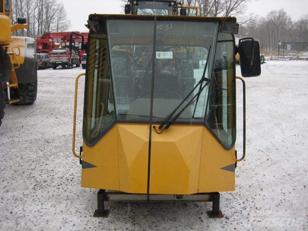 Zettelmeyer 802SI Cabine e interni