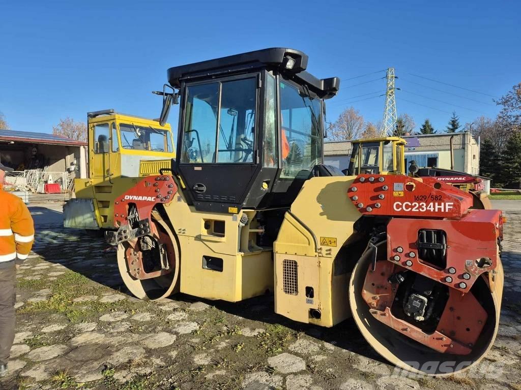 Dynapac CC 234 HF Rulli a doppio tamburo