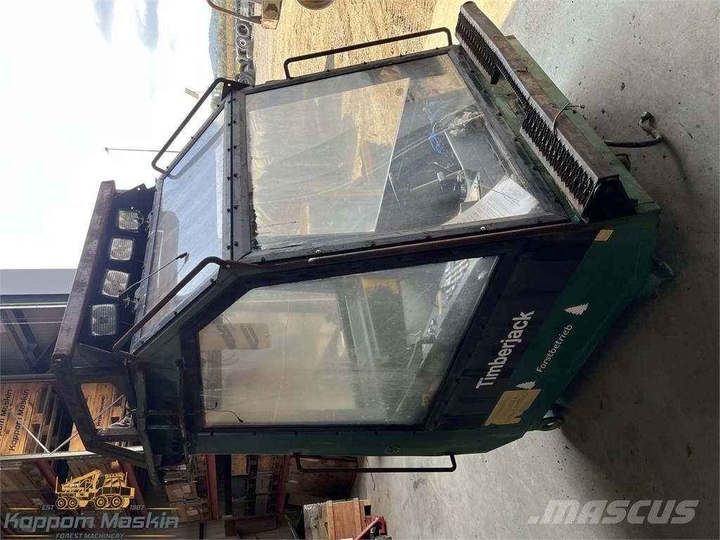 Timberjack 1270 Cabine e interni