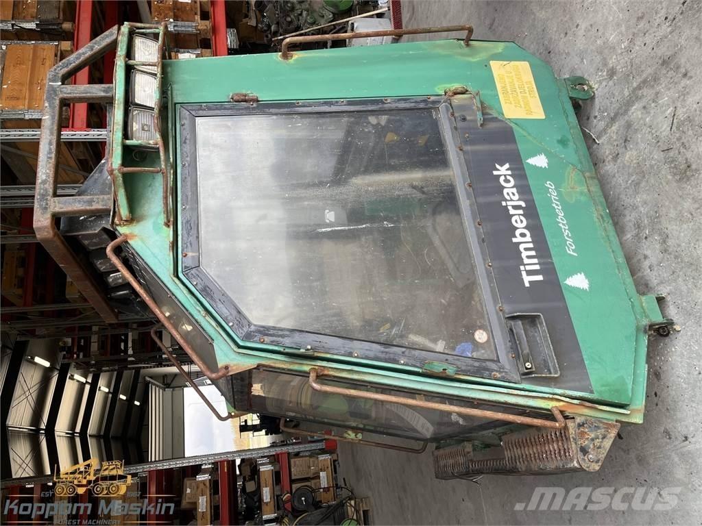 Timberjack 1270 Cabine e interni