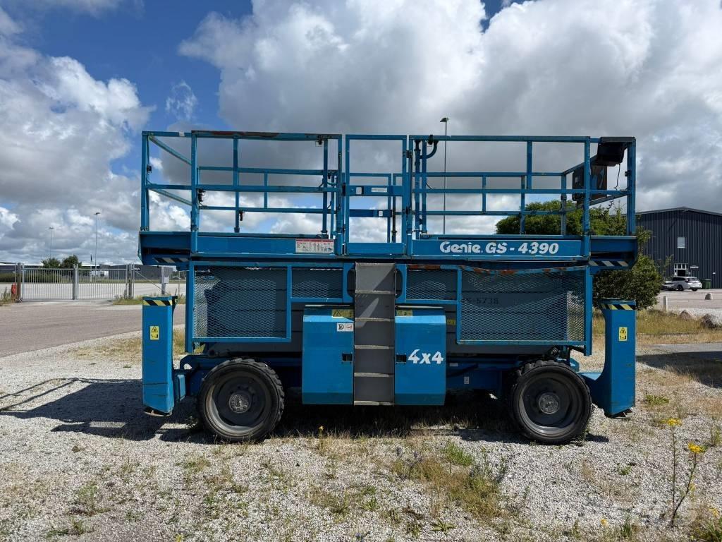 Genie GS 4390 Piattaforme a pantografo