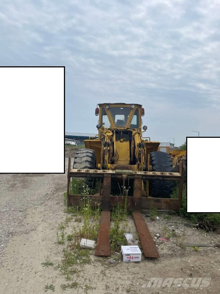 CAT 980 B Pale gommate