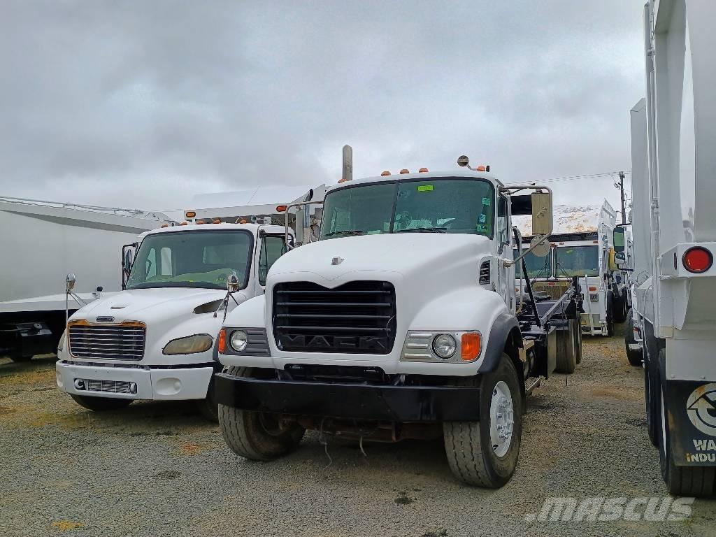 Mack CV 713 Motrici scarrabili