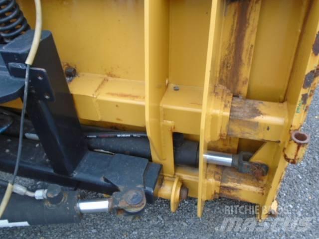 CAT 924 H Pale gommate