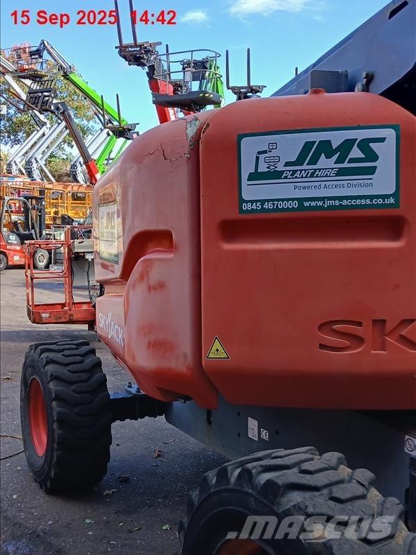 SkyJack SJ 63 AJ Piattaforme a braccio articolato