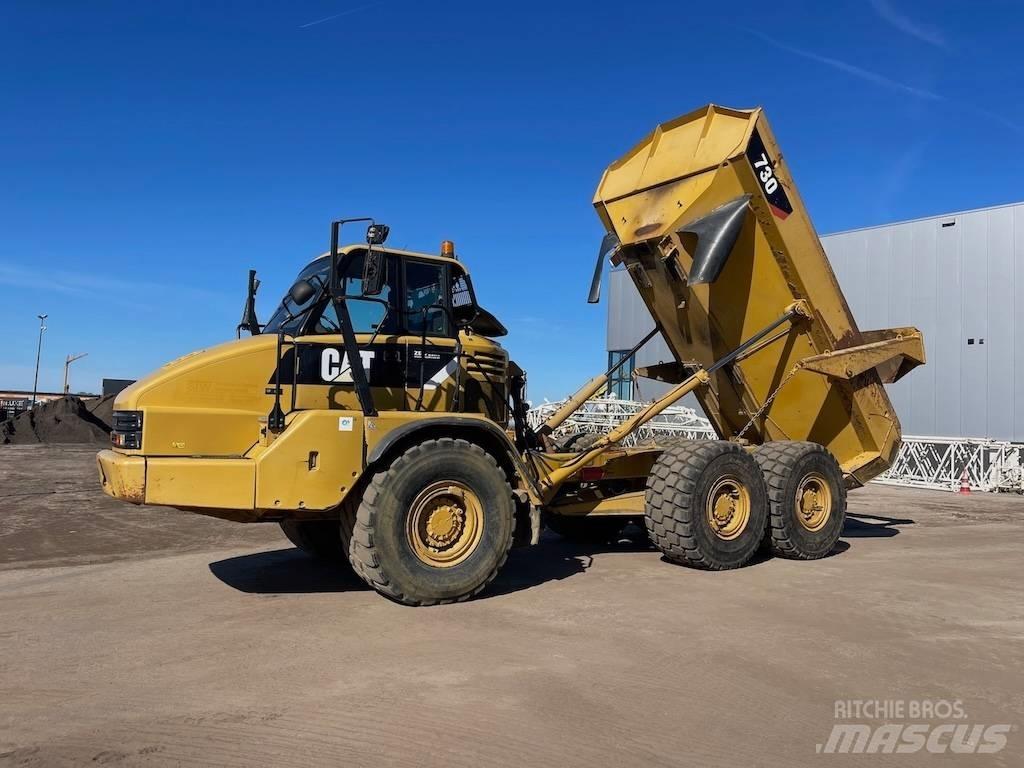 CAT 730 Dumpers articolati