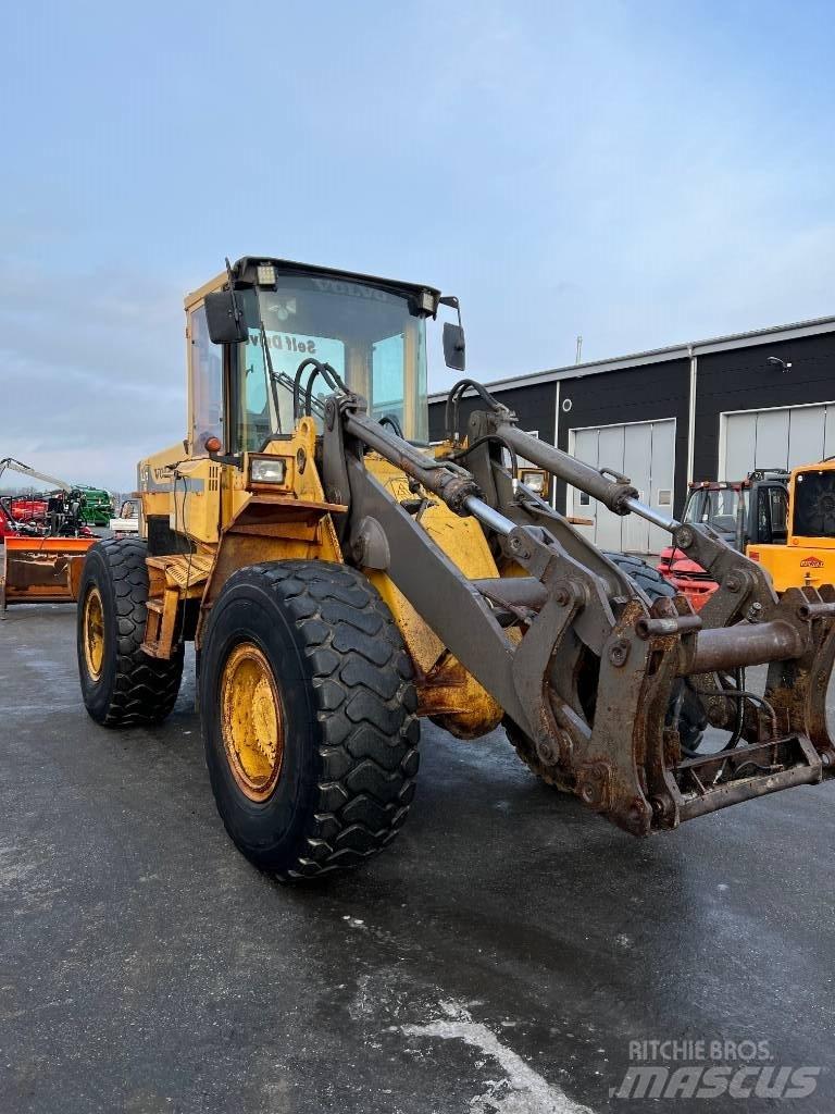 Volvo L90 B Pale gommate