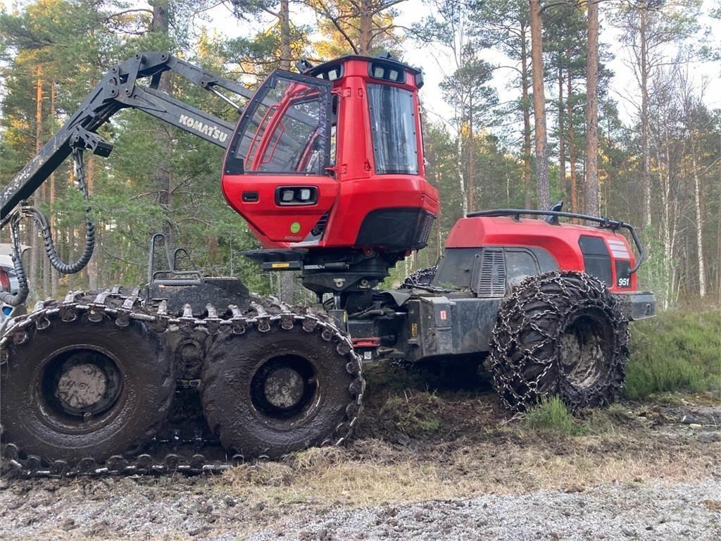Komatsu 951 Abbattitrici, Disboscatrici