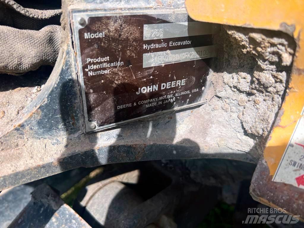 John Deere 26G Miniescavatori