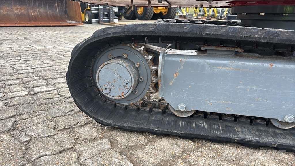 Takeuchi TB216 Miniescavatori