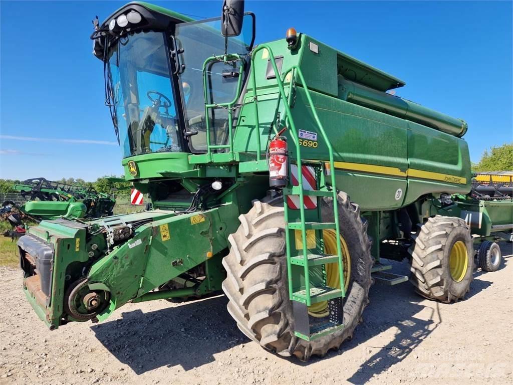 John Deere S690 Mietitrebbiatrici