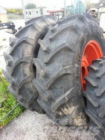  Pneus 420/85R30 Pneumatici, ruote e cerchioni