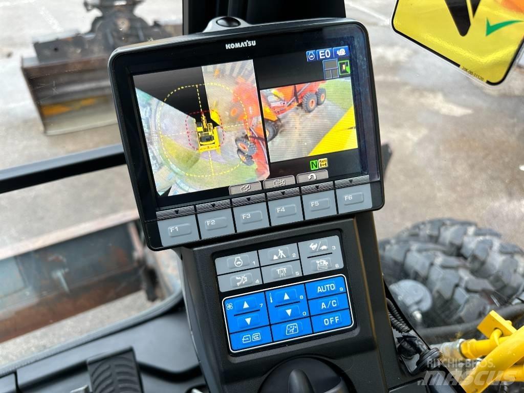 Komatsu PW160-11 Escavatori gommati