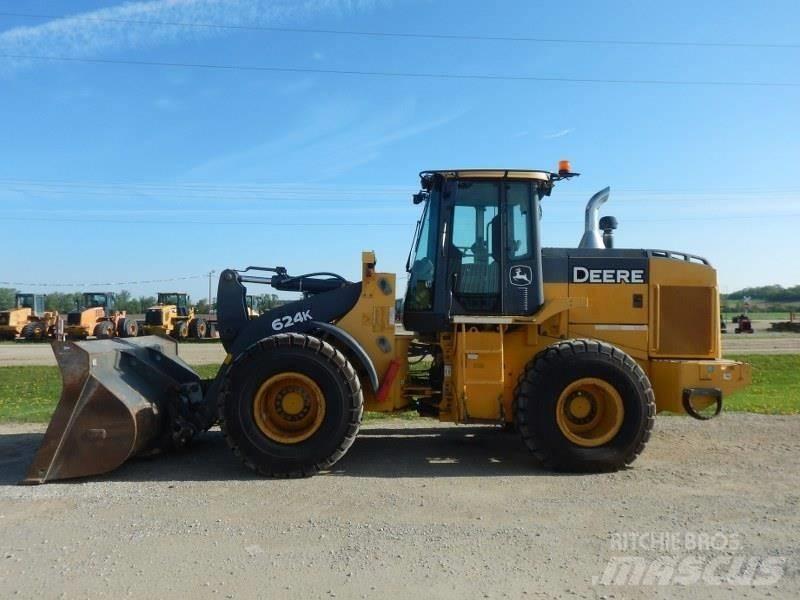 John Deere 624K Pale gommate