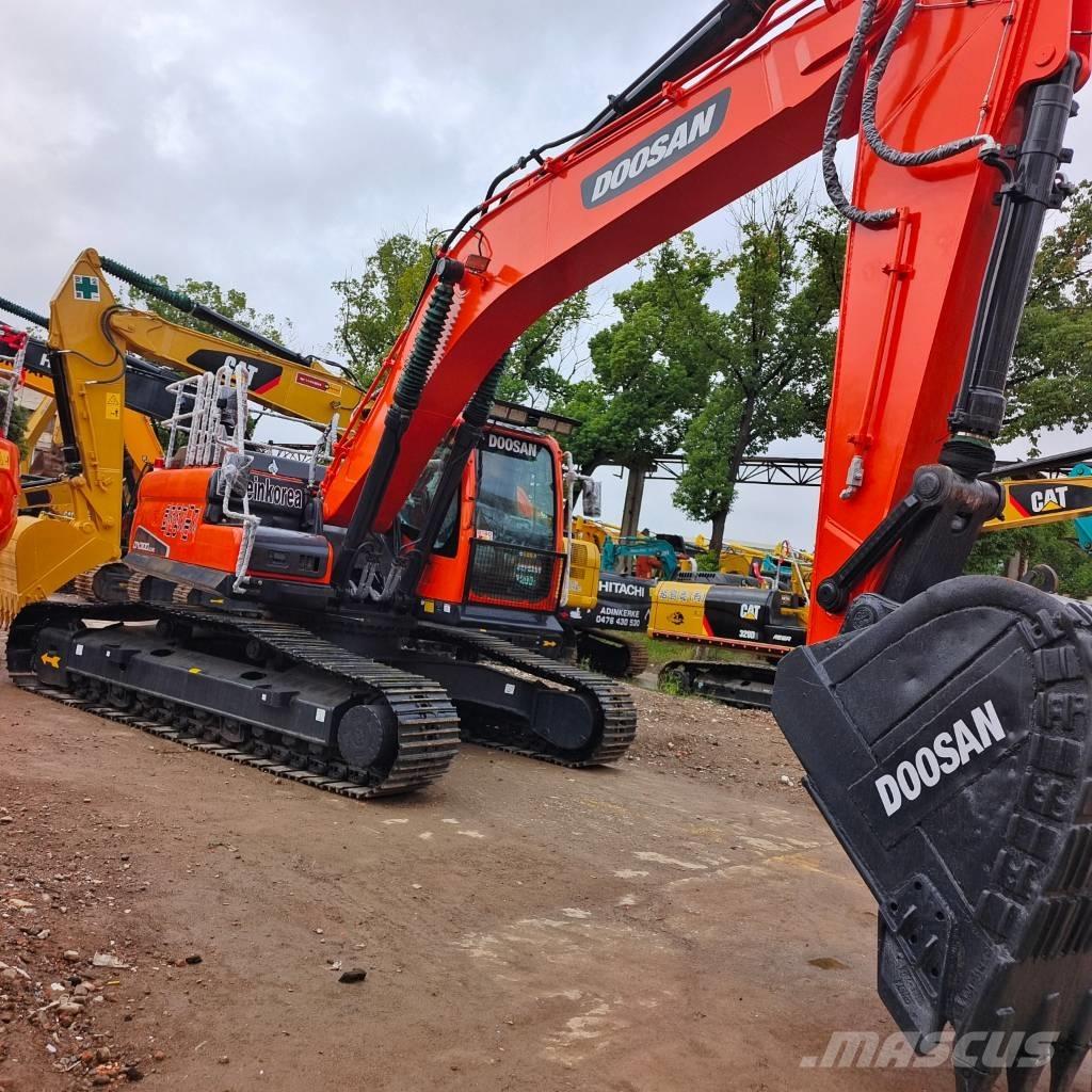 Doosan DX 300LC-9C Escavatori cingolati