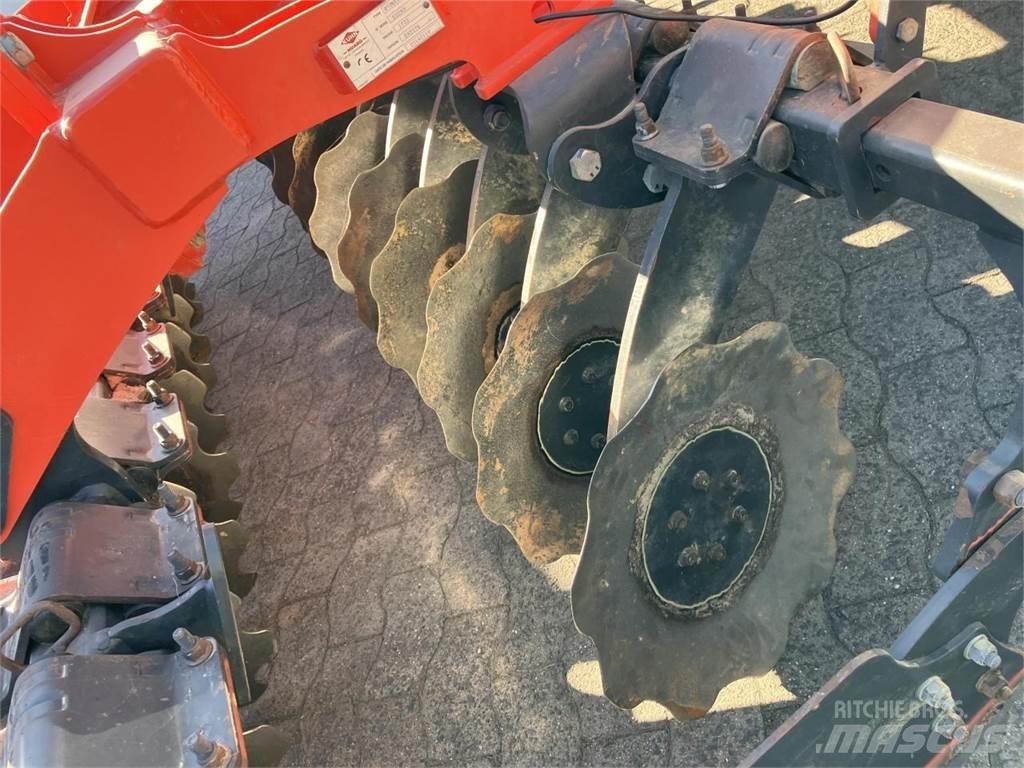 Kuhn 303 Erpici a dischi