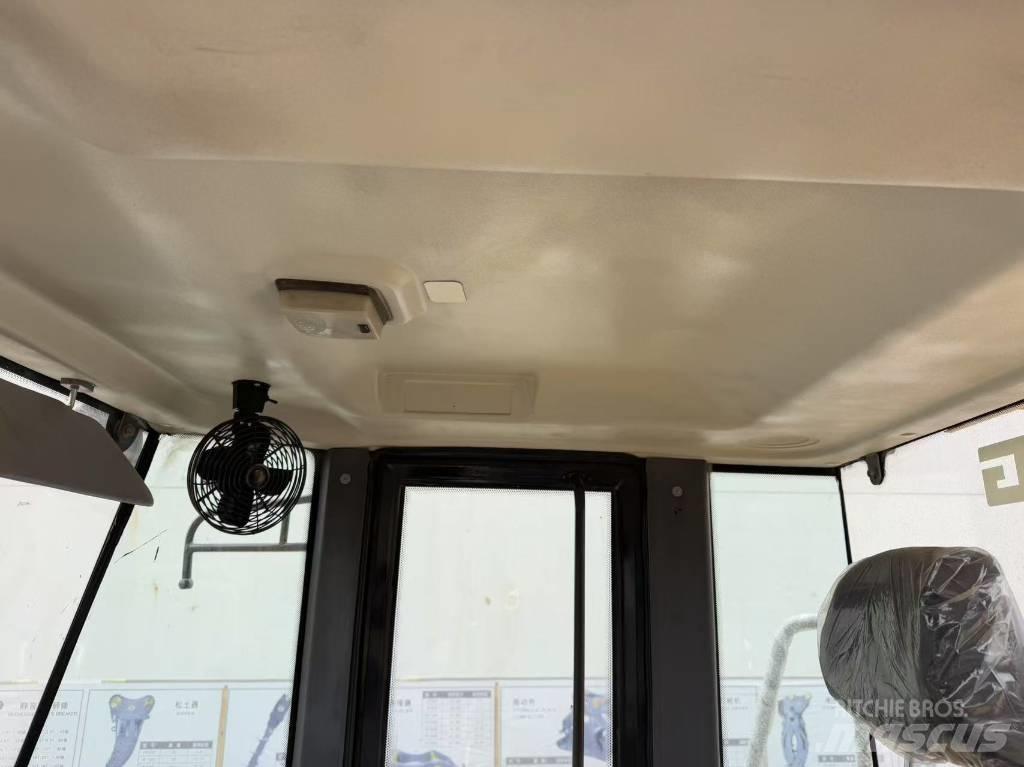 SDLG LG 956 L Pale gommate