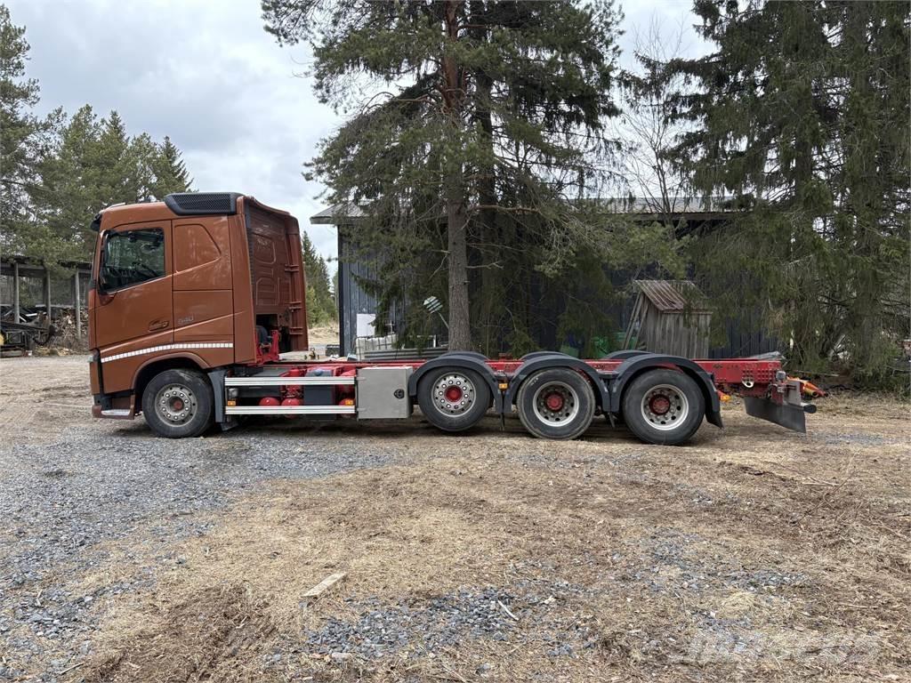 Volvo FH 540 8*4 Autocabinati