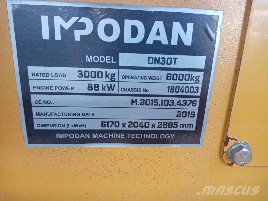 Impodan DN30T Caricatronchi con base su rimorchio