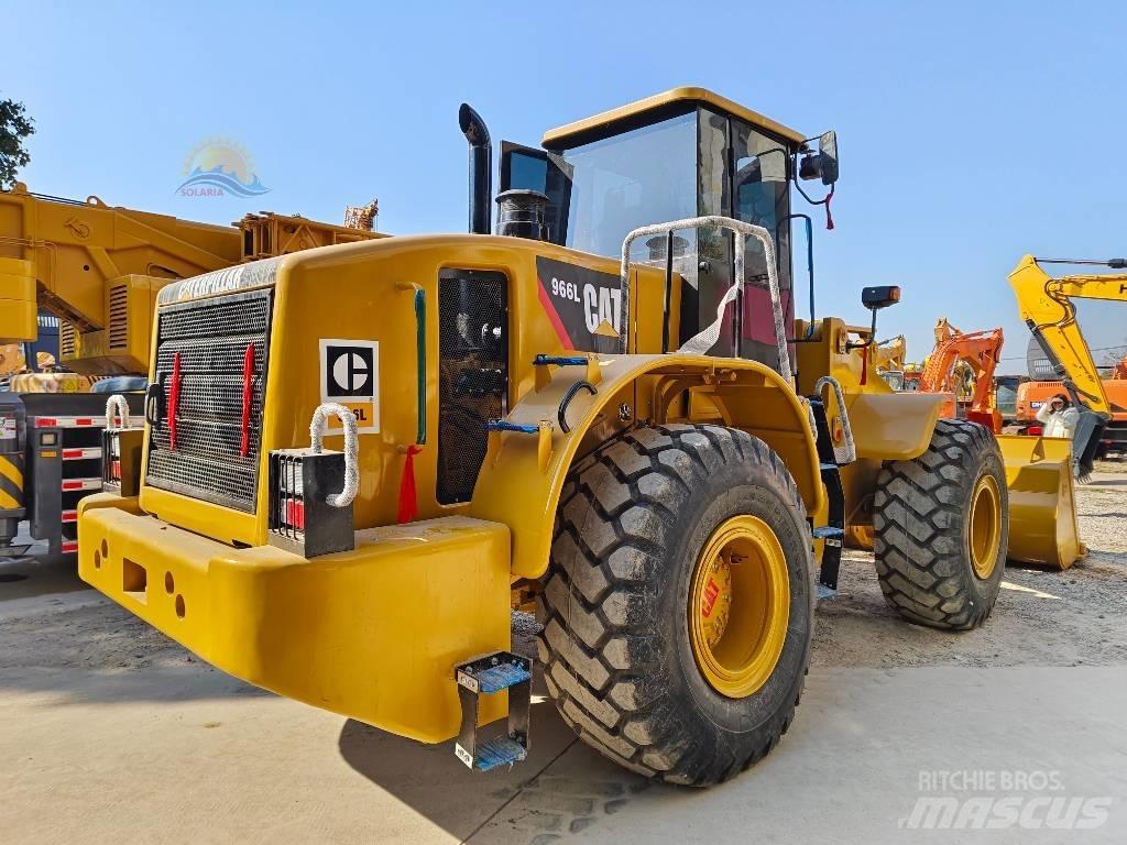 CAT 966 L Pale gommate