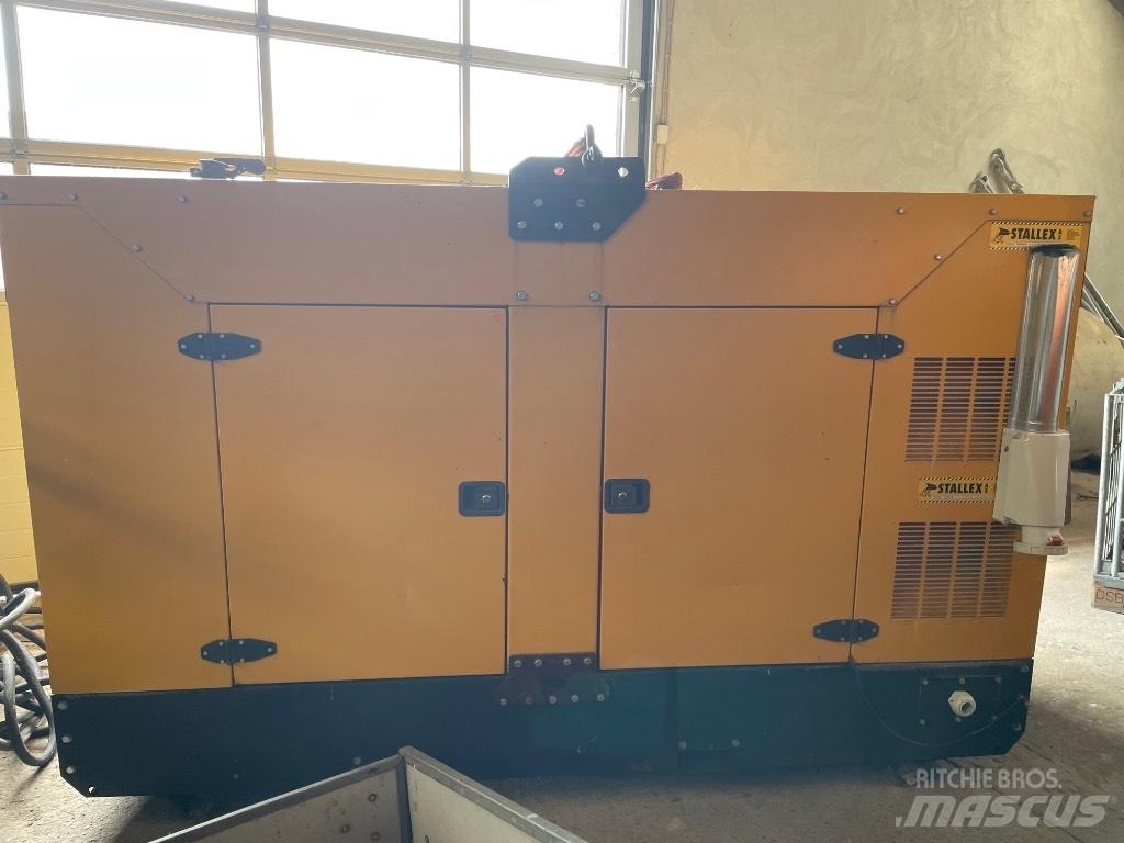  Enrogen P100 Generatori diesel