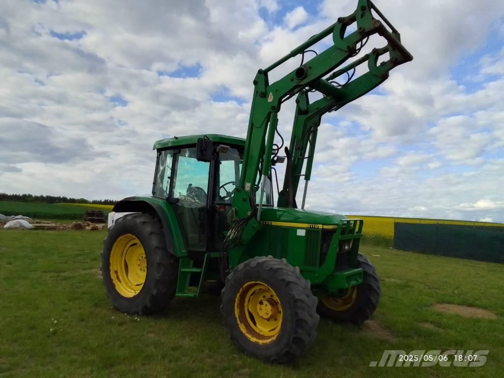 John Deere 6110 SE Trattori