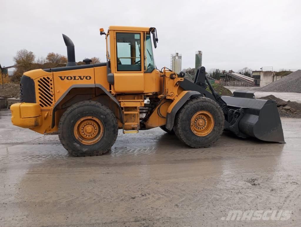 Volvo L 90 E Pale gommate